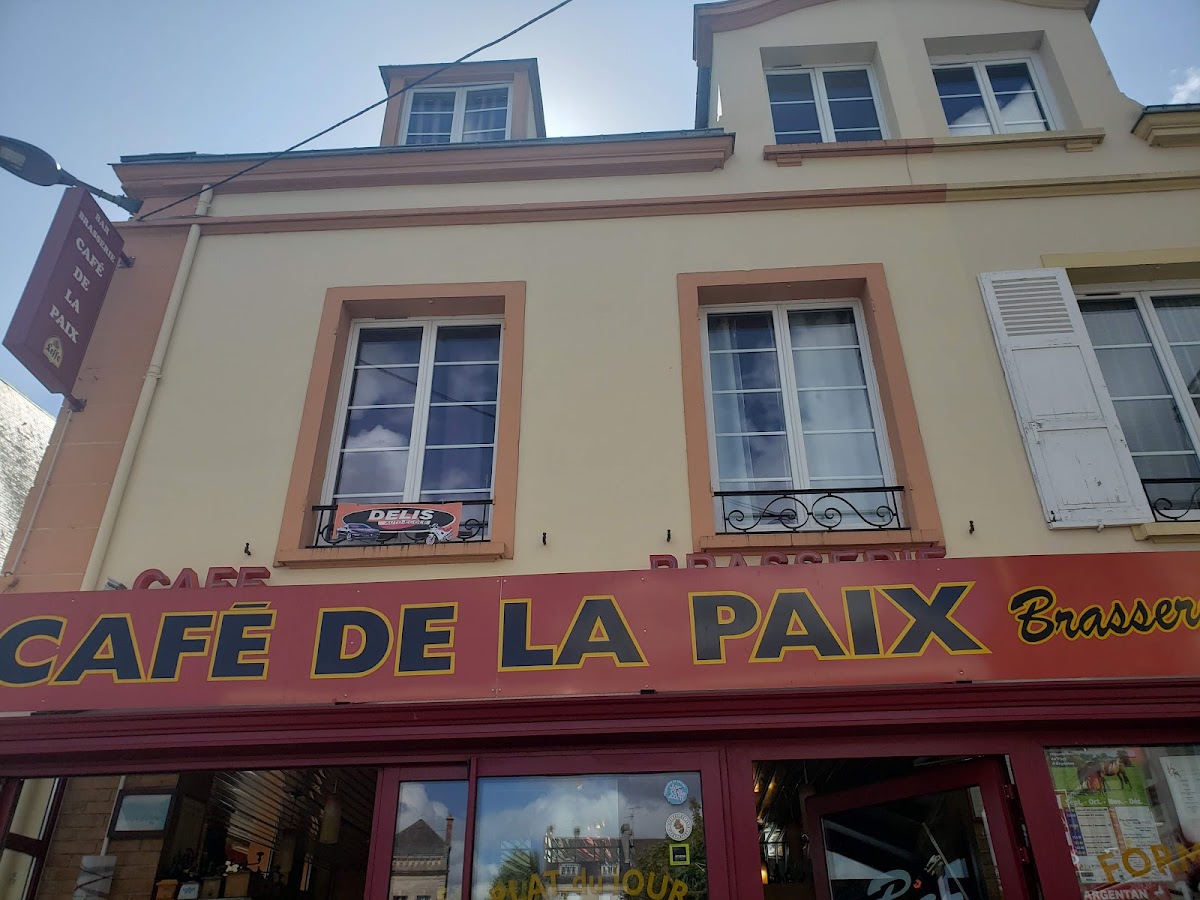 Café De La Paix